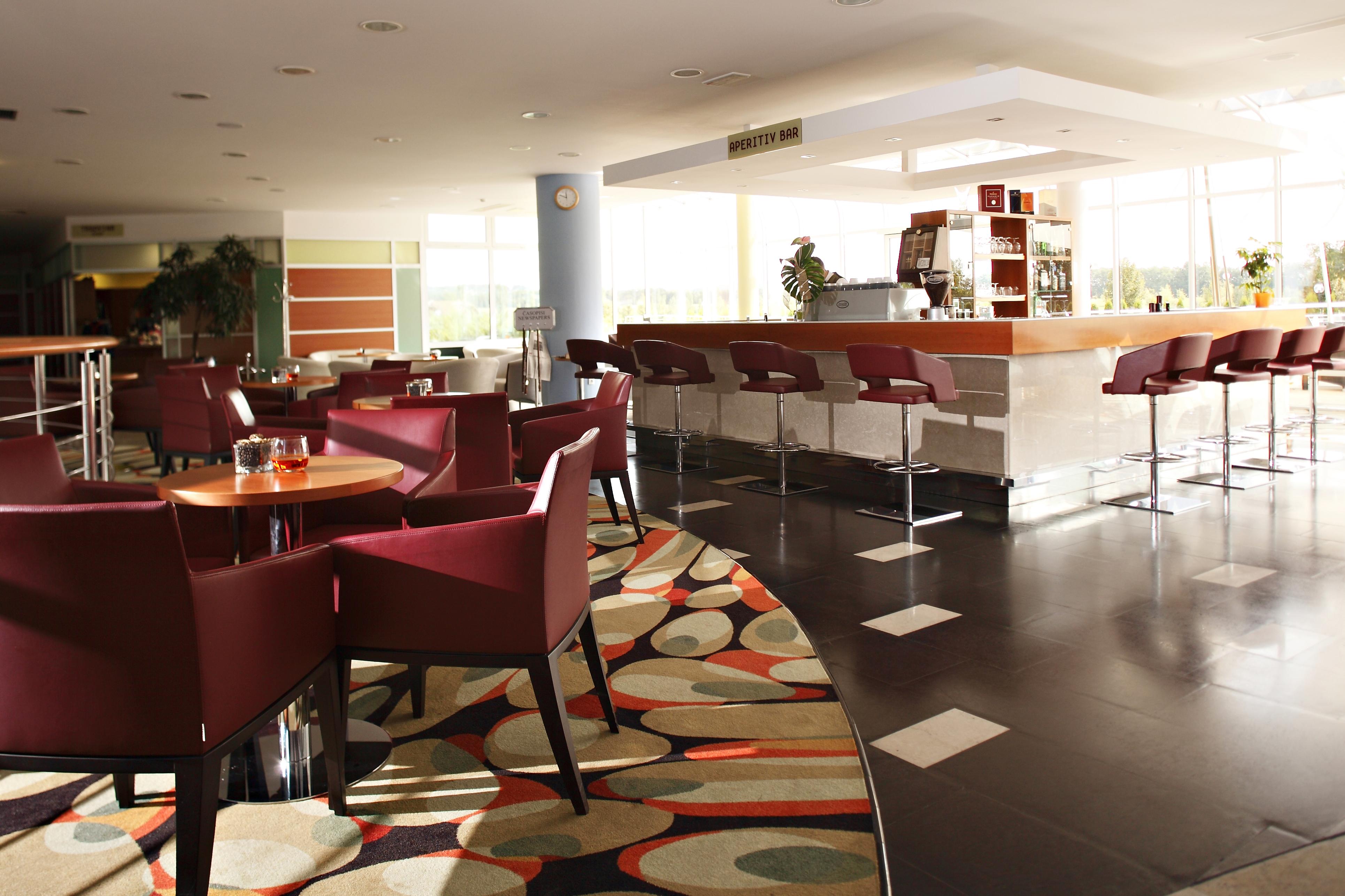 Hotel Livada Prestige - Terme 3000 - Sava Hotels & Resorts Moravske Toplice Esterno foto The lounge at the airport