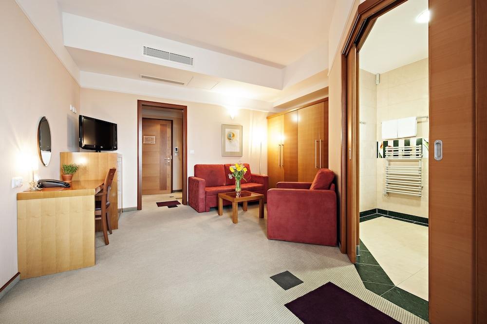 Hotel Livada Prestige - Terme 3000 - Sava Hotels & Resorts Moravske Toplice Esterno foto Suite