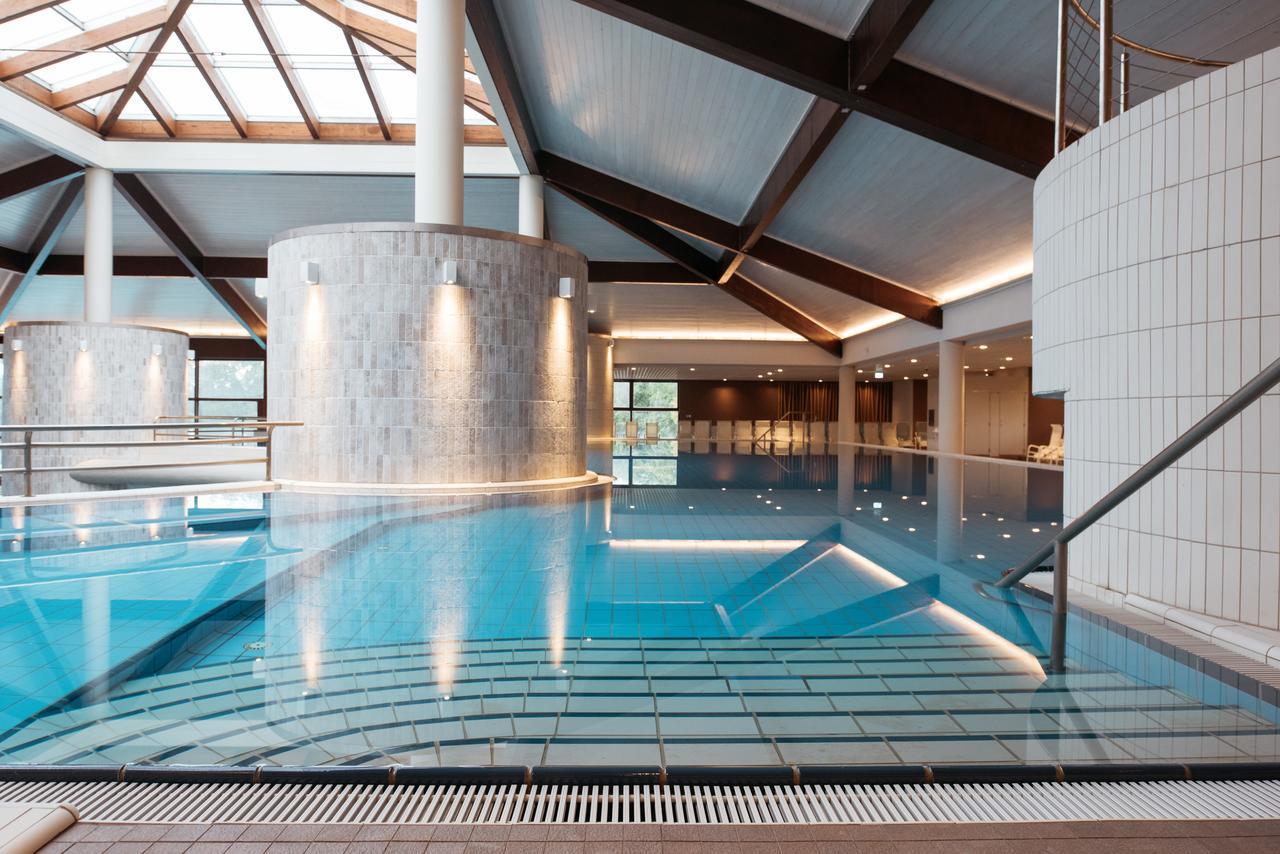 Hotel Livada Prestige - Terme 3000 - Sava Hotels & Resorts Moravske Toplice Esterno foto The swimming pool